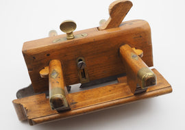 Good Mathieson Glasgow No. 5B Plow Plane With Blades