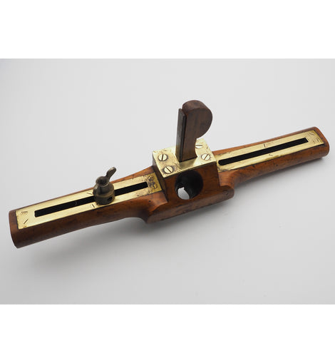 Super Quality Beech and Brass Stringing Router