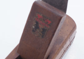 Superb Continental Beech Smoothing Plane - Tool Bazaar