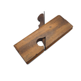 Scottish 'V' Moulder by D. Malloch & Sons of Perth