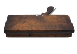 Hollow Moulder with Thin Iron Design